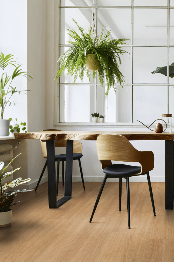 Woodlands Cadence Features